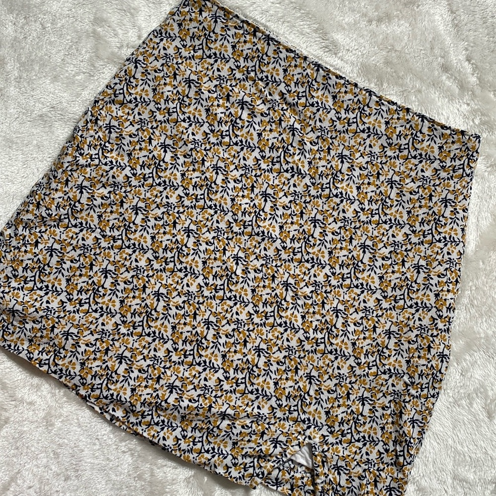 Abercrombie and Fitch floral mini skirt